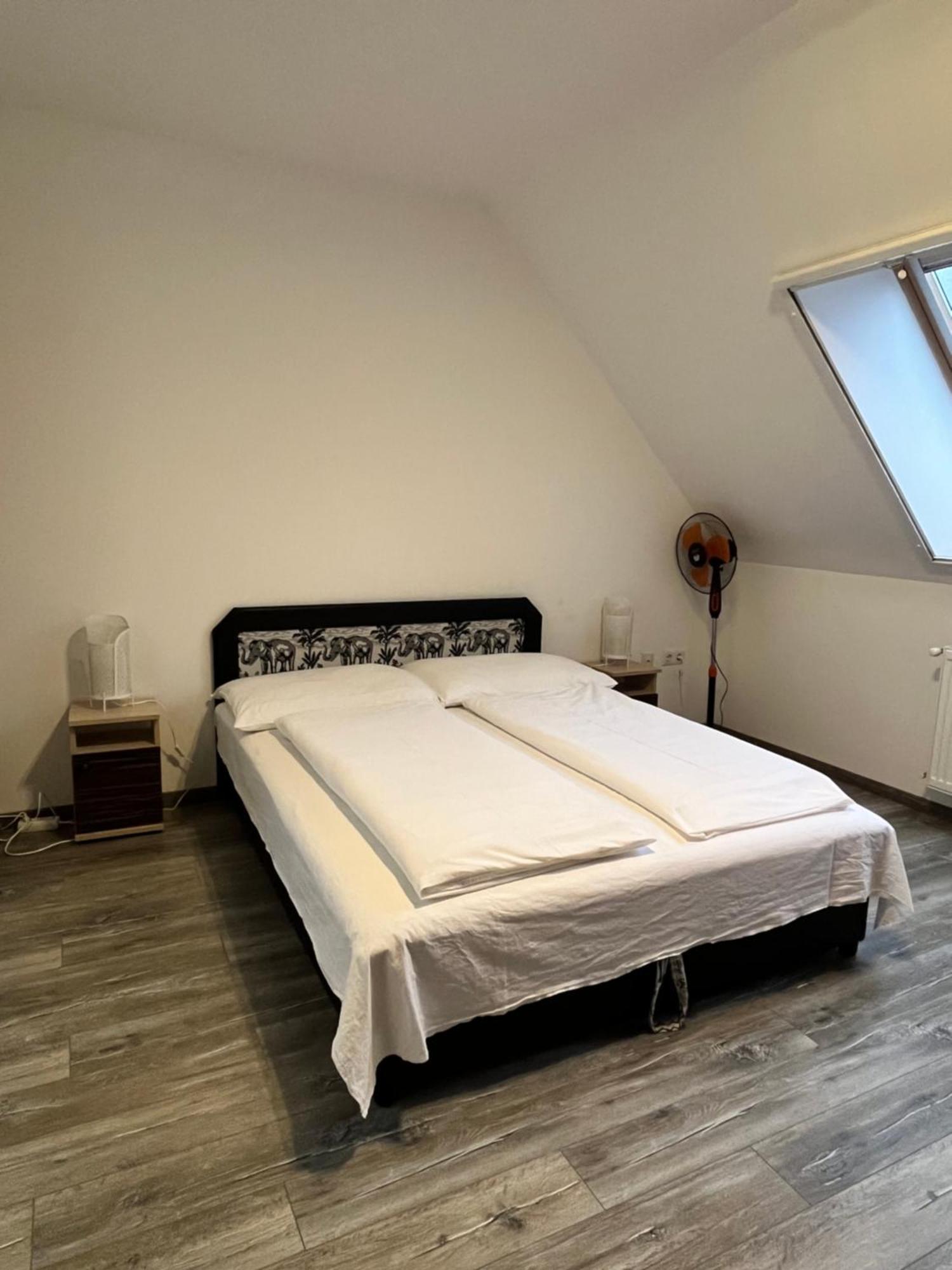 Rédiapartmanok Budapest Esterno foto