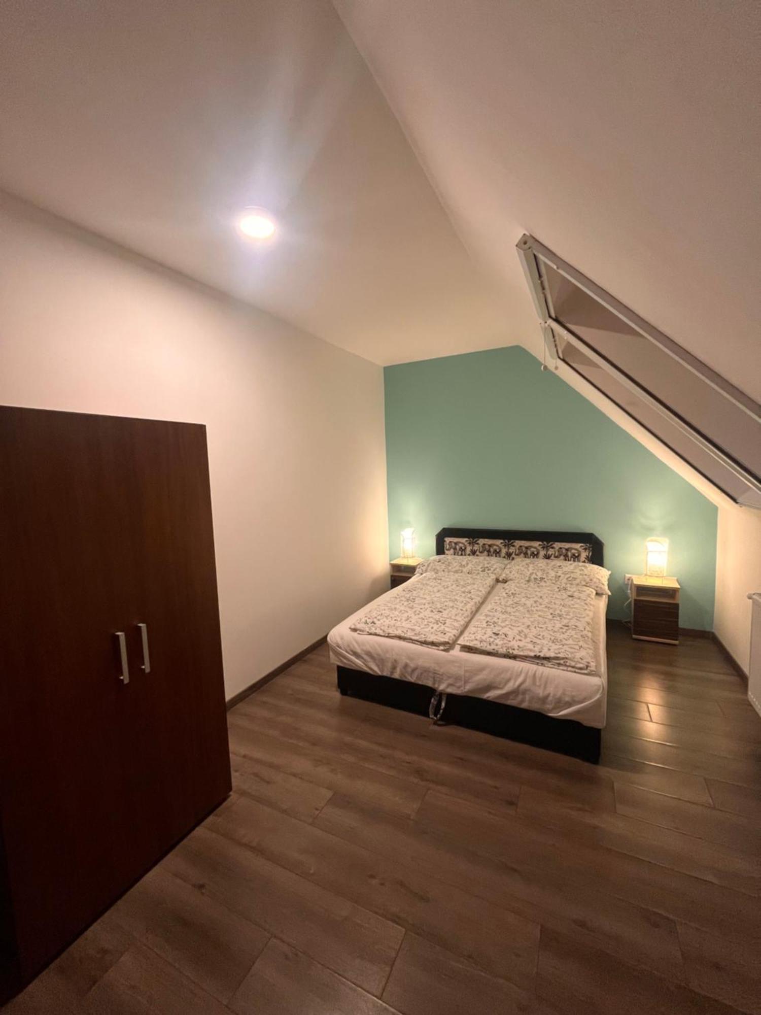 Rédiapartmanok Budapest Esterno foto